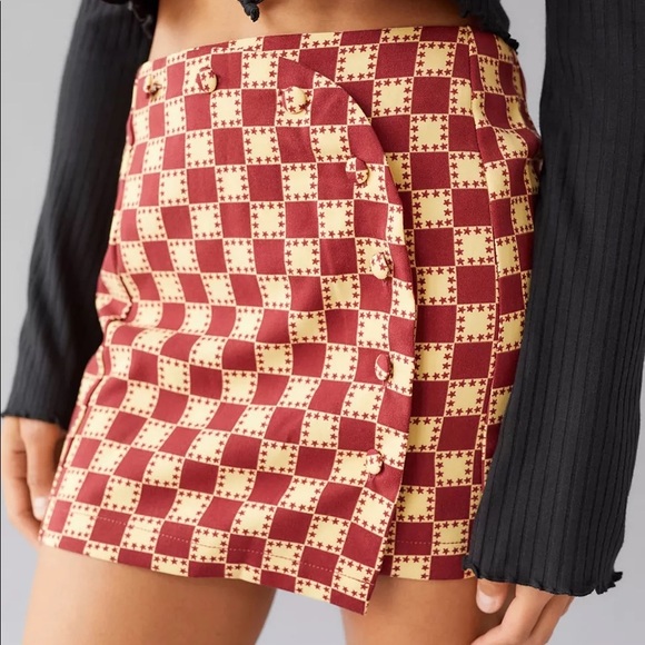 COPY - NWT UO Jagger Button-Front Mini Skirt - Picture 2 of 4